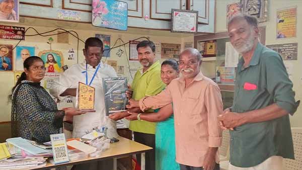 கோவை வழக்கறிஞர் புஸ்பாணந்தத்திற்க்கு விருது