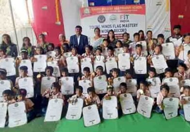 கோவையில் மழலை குழந்தைகள் செய்த சாதனை கோவையில் மழலை குழந்தைகள் செய்த சாதனை