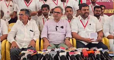 கோவையில் நடைபெற்ற எஸ்டிபிஐ கட்சி ஆலோசனை கூட்டம் கோவையில் நடைபெற்ற எஸ்டிபிஐ கட்சி ஆலோசனை கூட்டம்