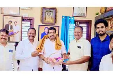 தமிழ்நாடு எளிமையான அனுமதி,வெளிப்படையான நிர்வாகம் தமிழ்நாடு எளிமையான அனுமதி,வெளிப்படையான நிர்வாகம்